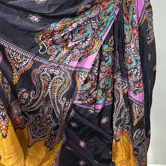 Express Purple Paisley Print Maxi halter open back dress size 10- gently used - Picture 6 of 12